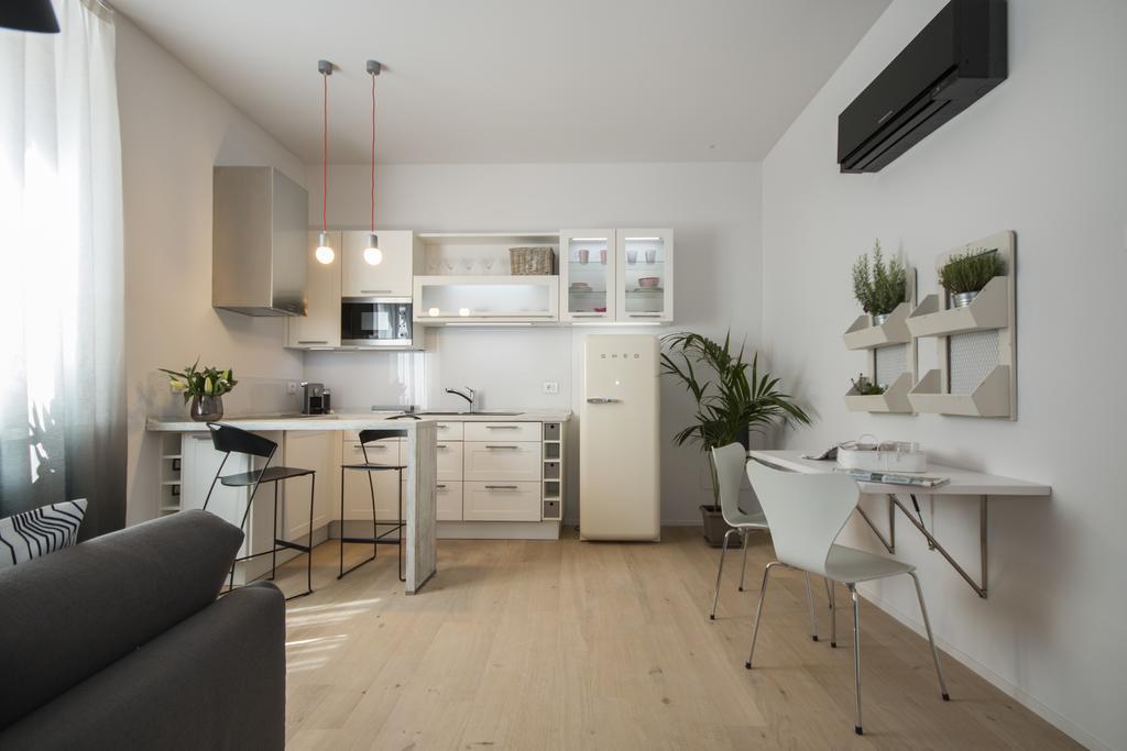 Apartamento Cavour 51 Lecco Exterior foto